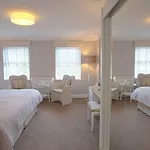 Hotel La Place Country