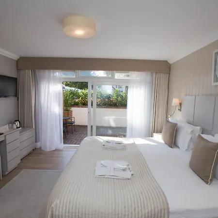 La Place Country 4* سانت أوبين