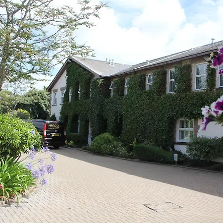 La Place Country St Aubin