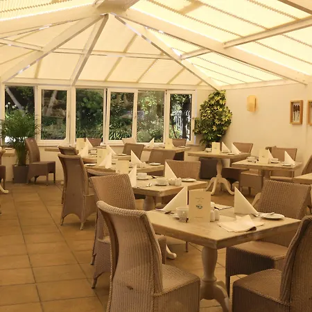 La Place Country 4* سانت أوبين