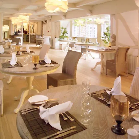 La Place 4* St Aubin