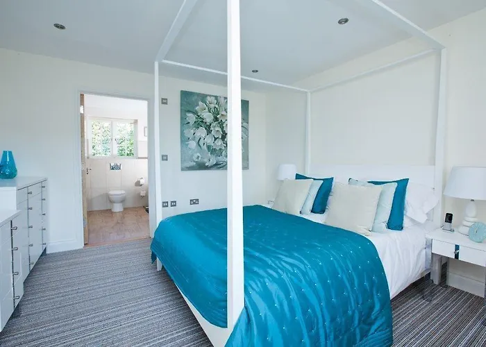 La Place Country Hotel 4*