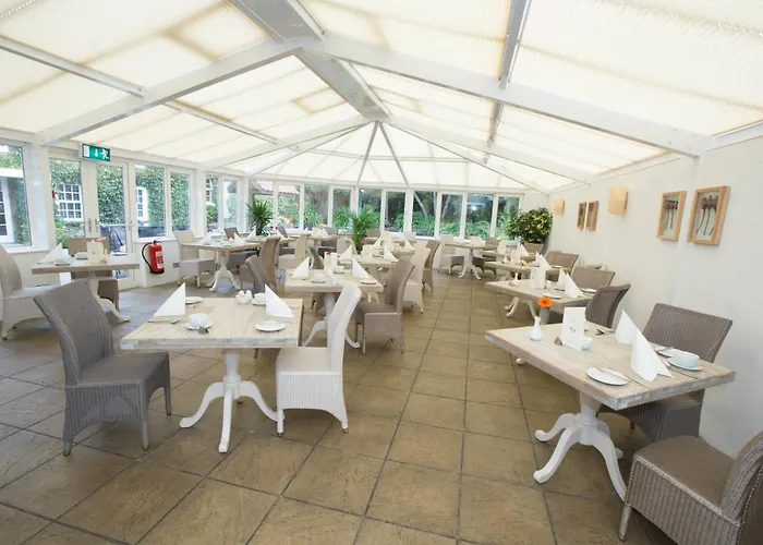 La Place Country Hotel 4*