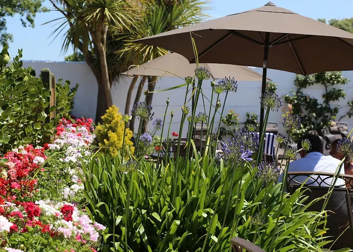 La Place Country Hotel St Aubin