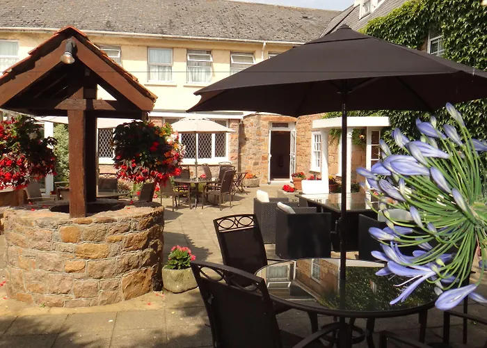 La Place Country Hotel St Aubin