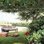 La Place Country Hotel