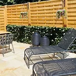 La Place Country Hotel