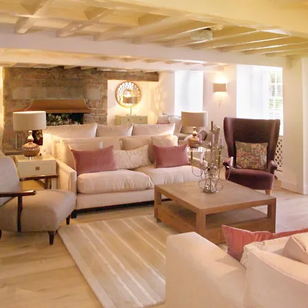 La Place Country Hotel St Aubin