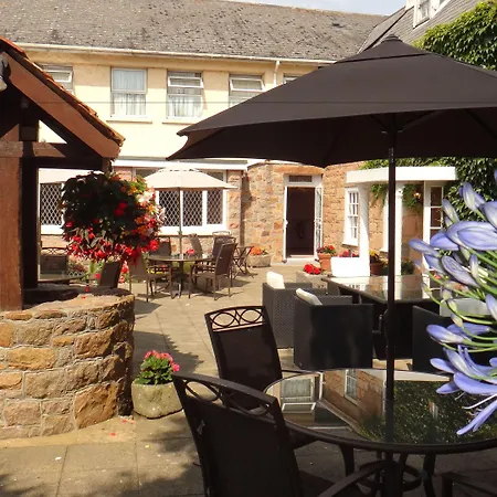 La Place Country Hotel St Aubin