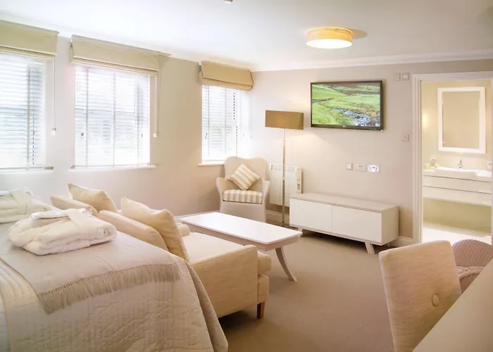 La Place Country Hotel 4*