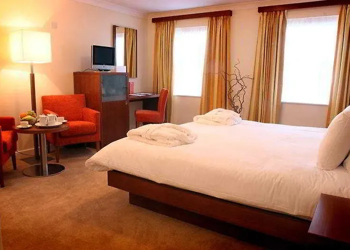 La Place Country Hotel 4*